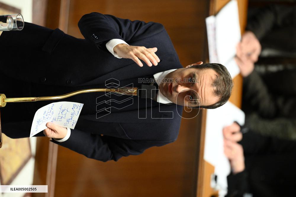 Questions to the government at the National Assembly - Paris