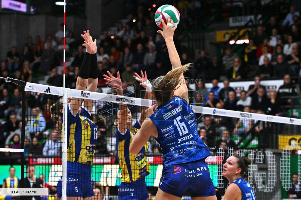 VOLLEY - Serie A1 Femminile - Prosecco Doc A.Carraro Imoco Conegliano vs Omag-Mt San Giovanni In M.No
