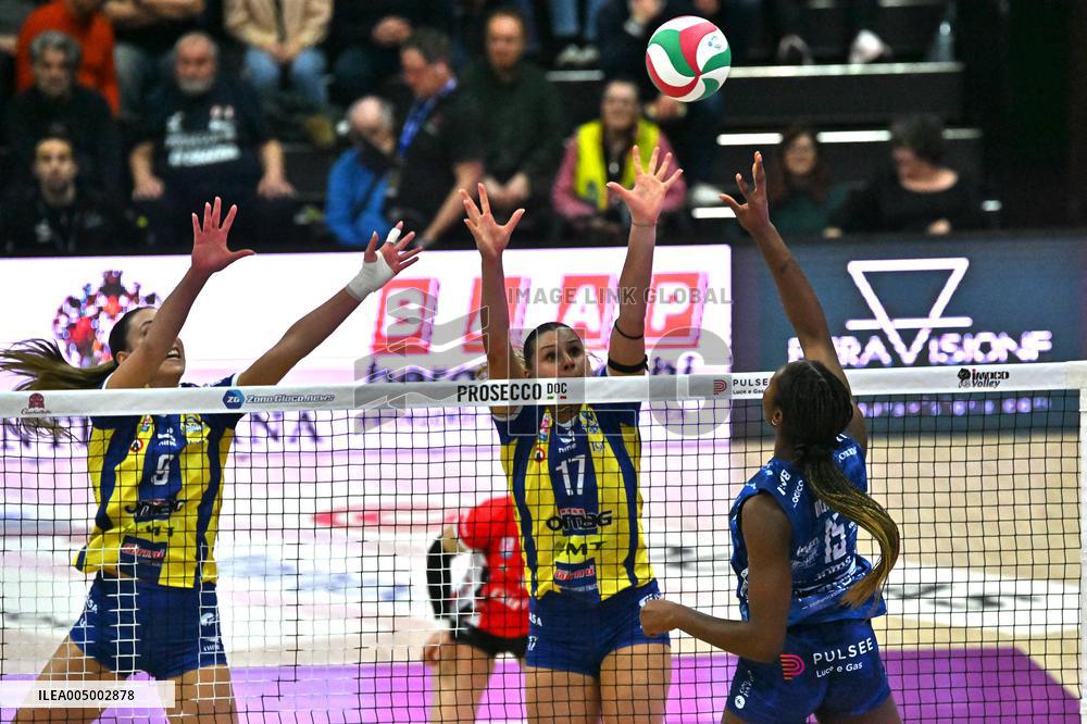 VOLLEY - Serie A1 Femminile - Prosecco Doc A.Carraro Imoco Conegliano vs Omag-Mt San Giovanni In M.No