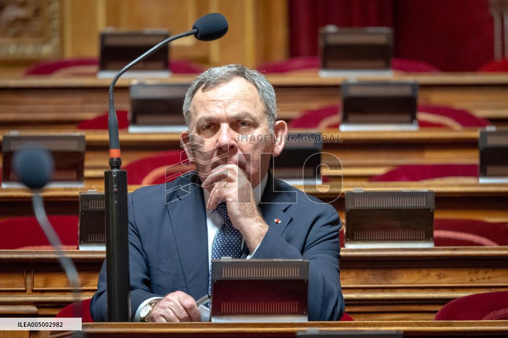 Vote of Special Bill To Budget for 2026 at the French Senate - Paris AJ