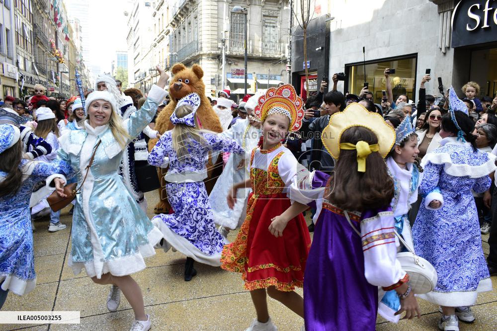 Russian Santa Christmas Parade - Mexico