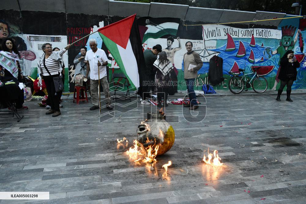 Activists Hold A Protest In Support Palestine - Mexico City