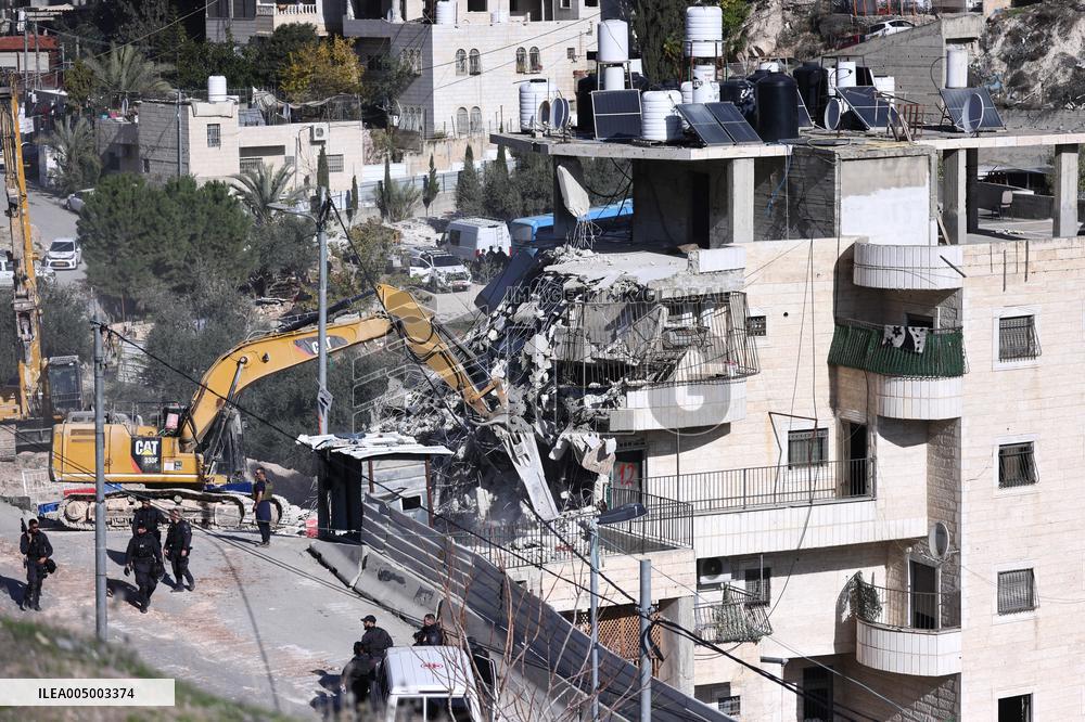 Forced Demolition Reported In Jerusalem - Israel