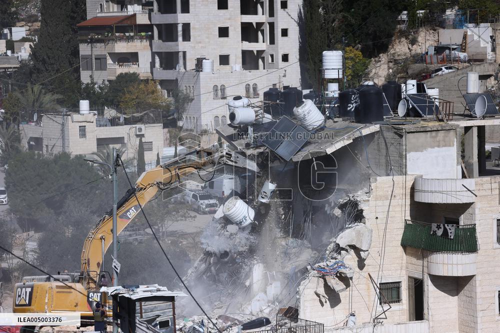 Forced Demolition Reported In Jerusalem - Israel