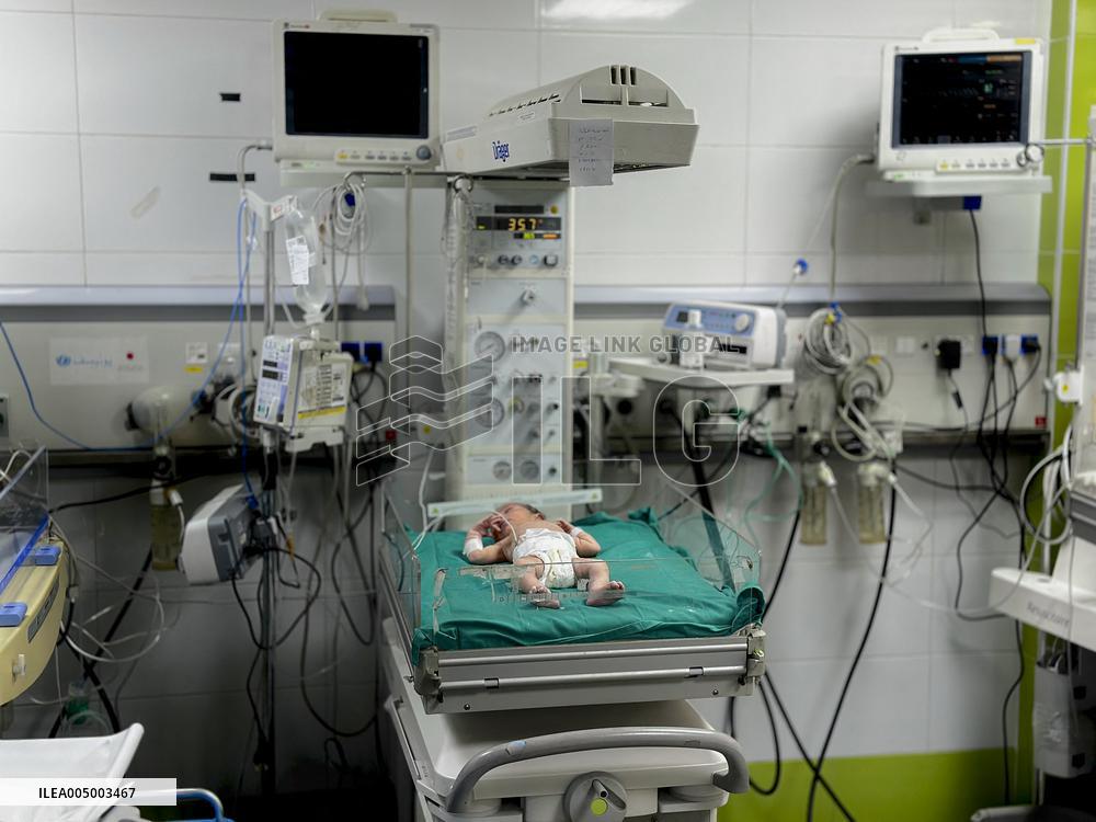 Infant Dead Because of Hypothermia - Gaza
