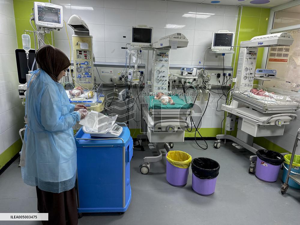 Infant Dead Because of Hypothermia - Gaza