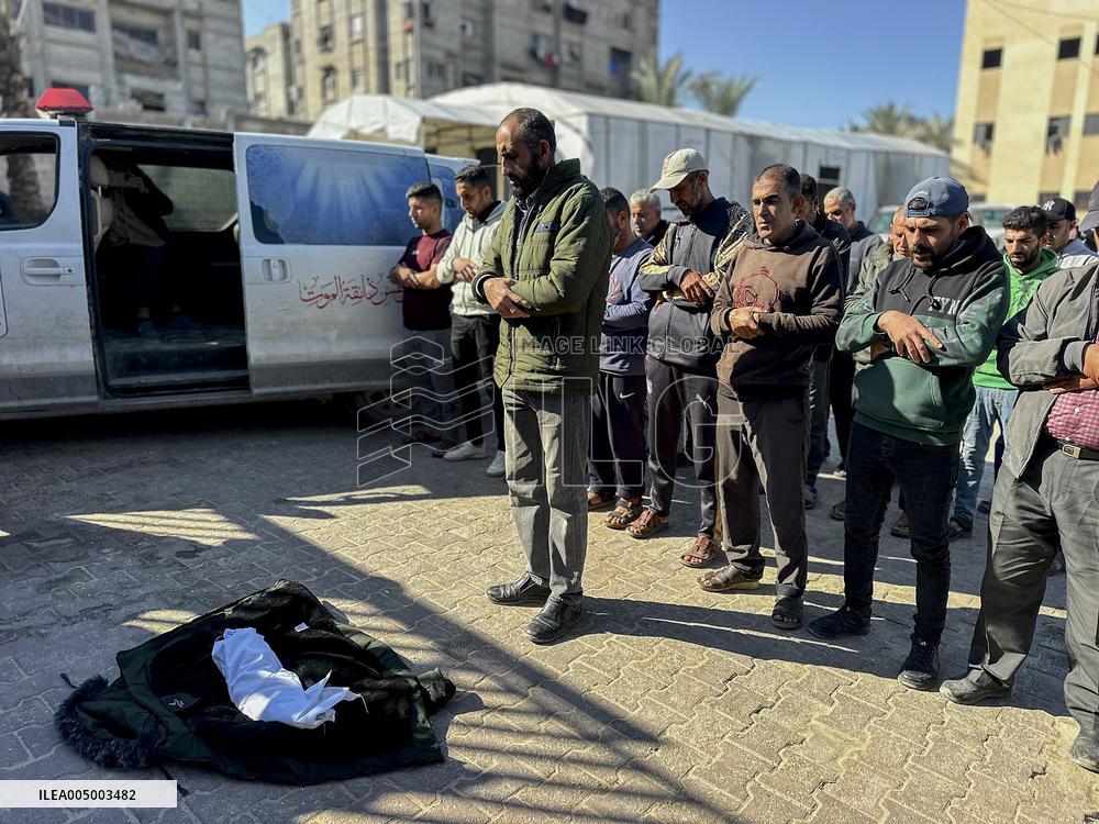 Infant Dead Because of Hypothermia - Gaza