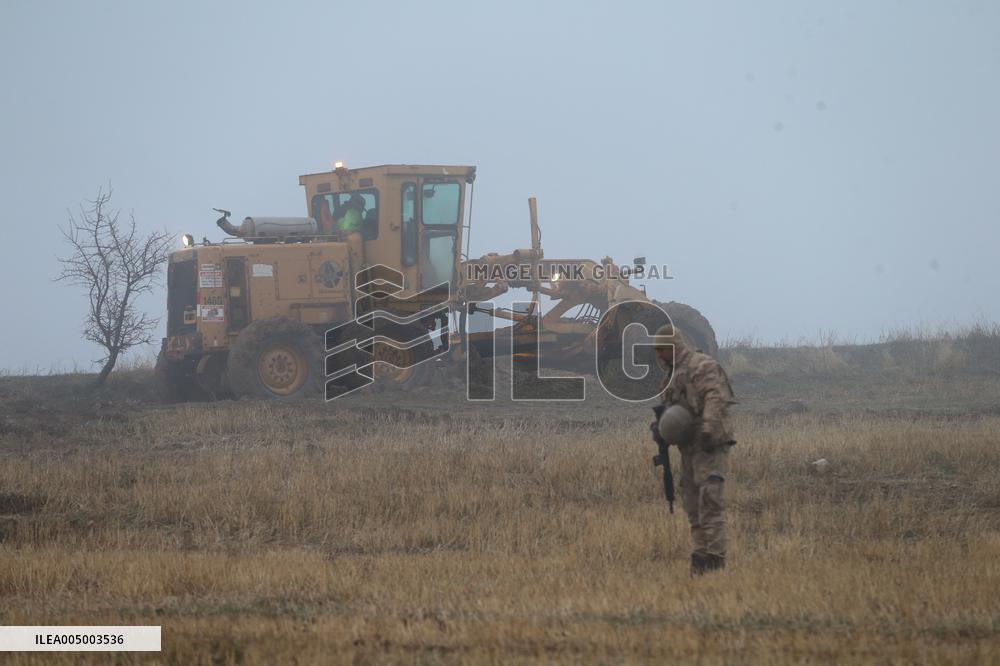 (Spotnews)T?RKIYE-ANKARA-PLANE CRASH-SEARCH OPERATIONS