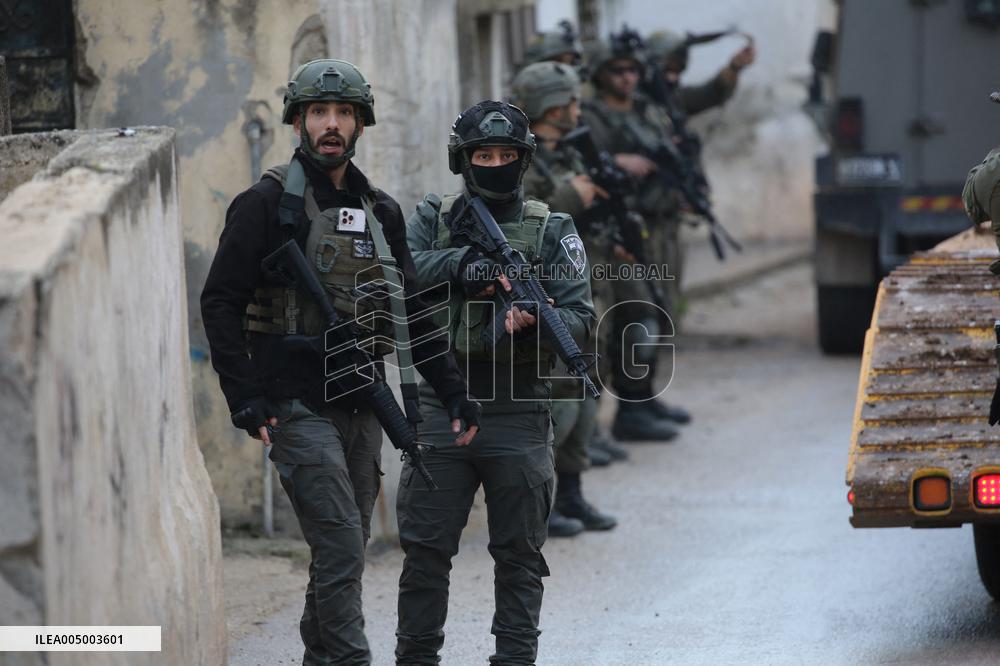 Israeli Forces Engage In Nablus - Palestine