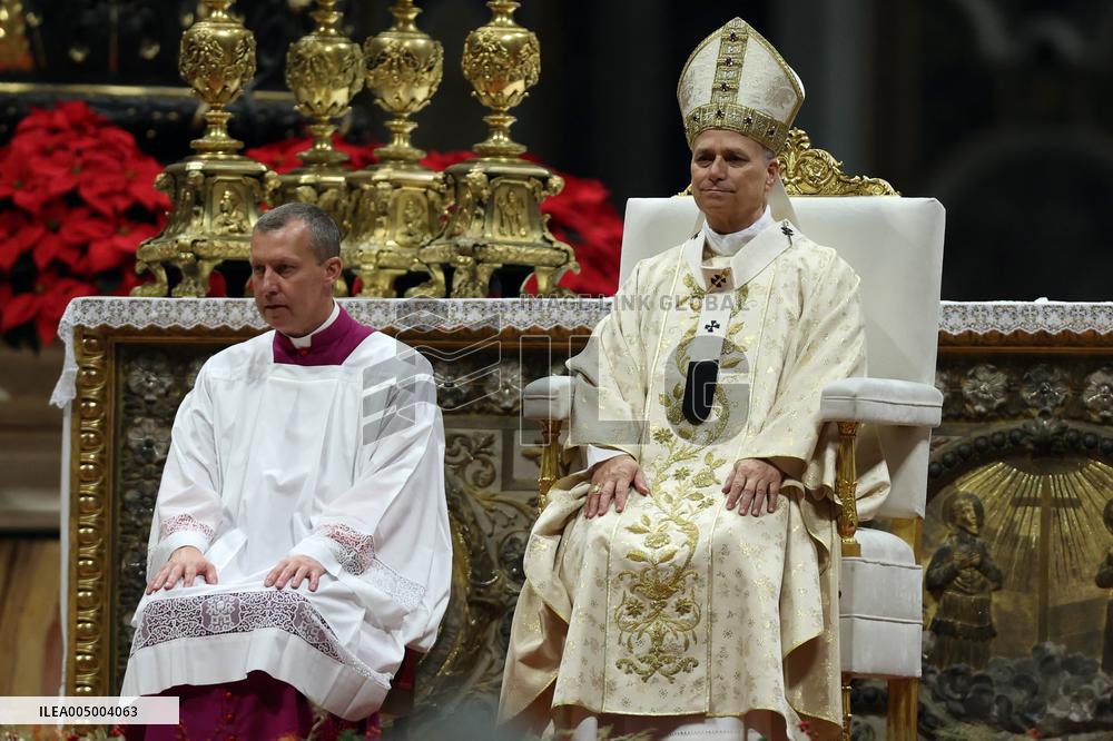 Pope Leo XIV presides over Christmas Mass - Vatica