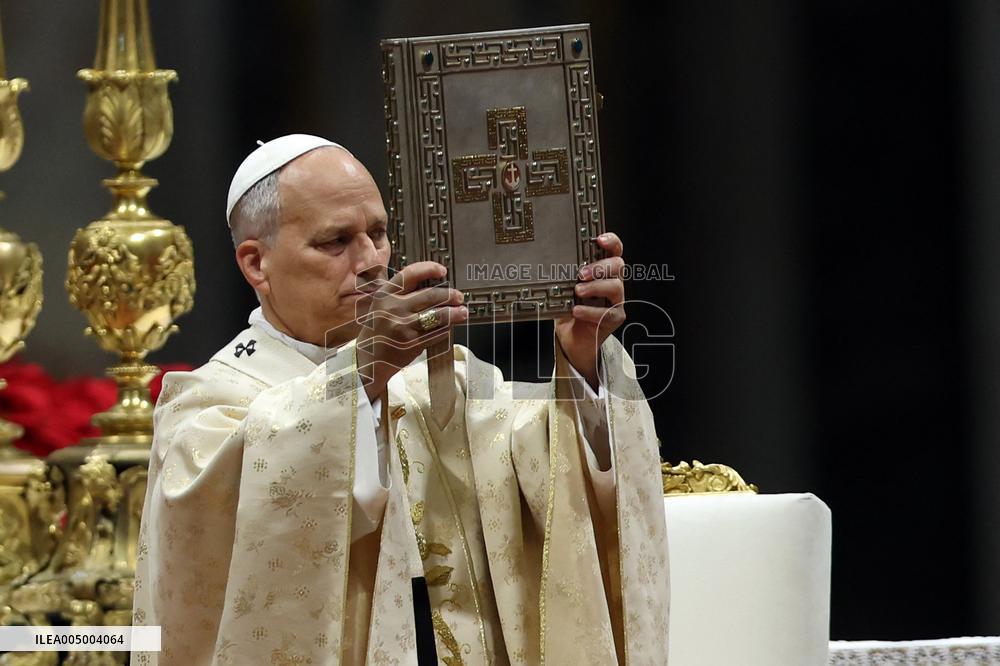 Pope Leo XIV presides over Christmas Mass - Vatica