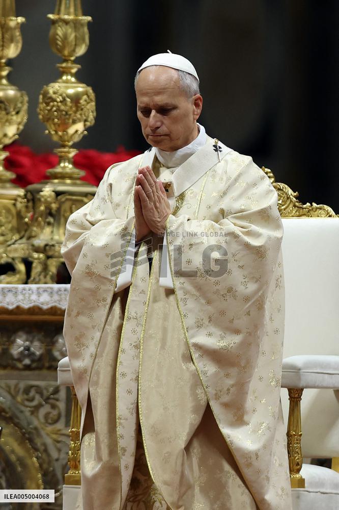 Pope Leo XIV presides over Christmas Mass - Vatica