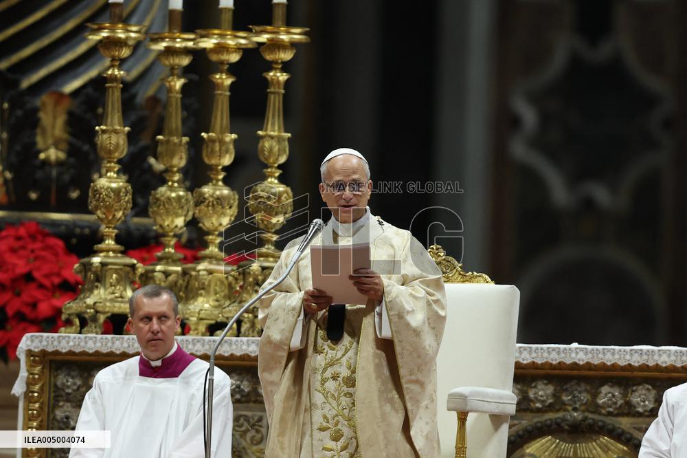 Pope Leo XIV presides over Christmas Mass - Vatica