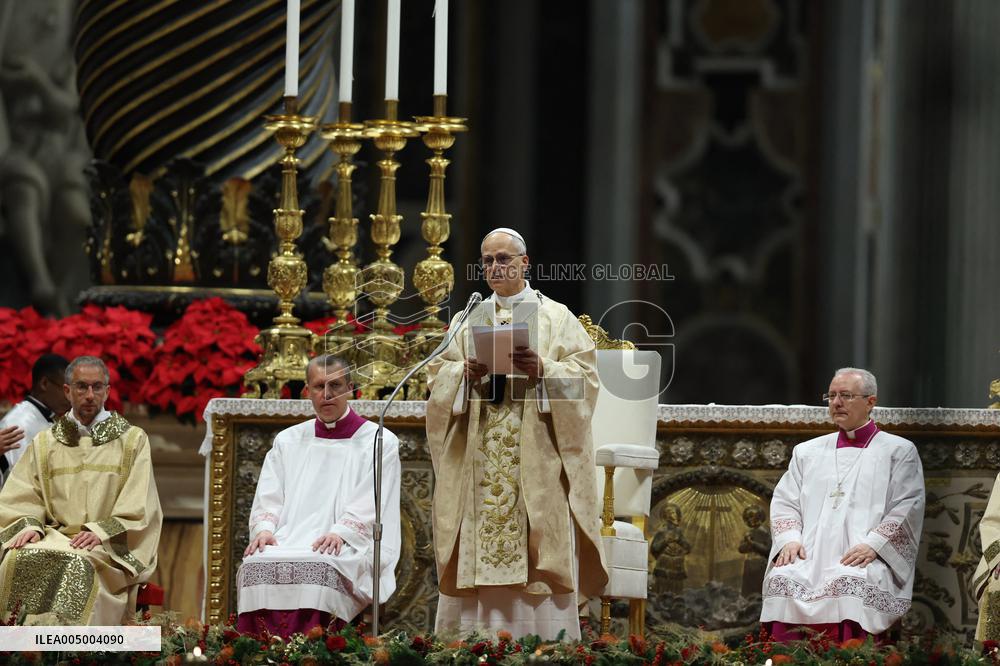 Pope Leo XIV presides over Christmas Mass - Vatica