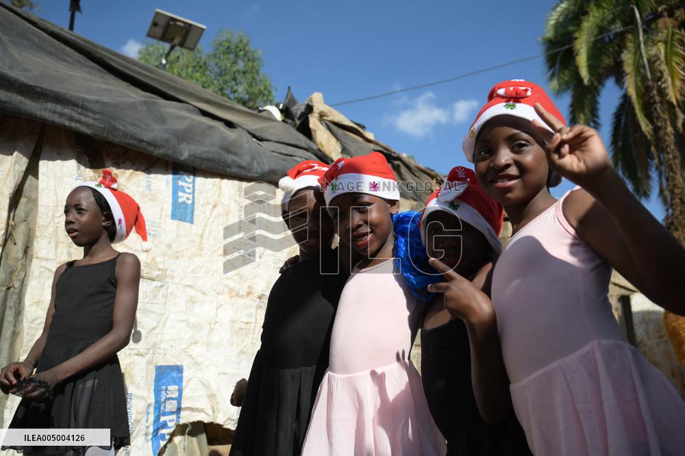 Christmas Ballet Performance at the Kibera Slum - Nairobi