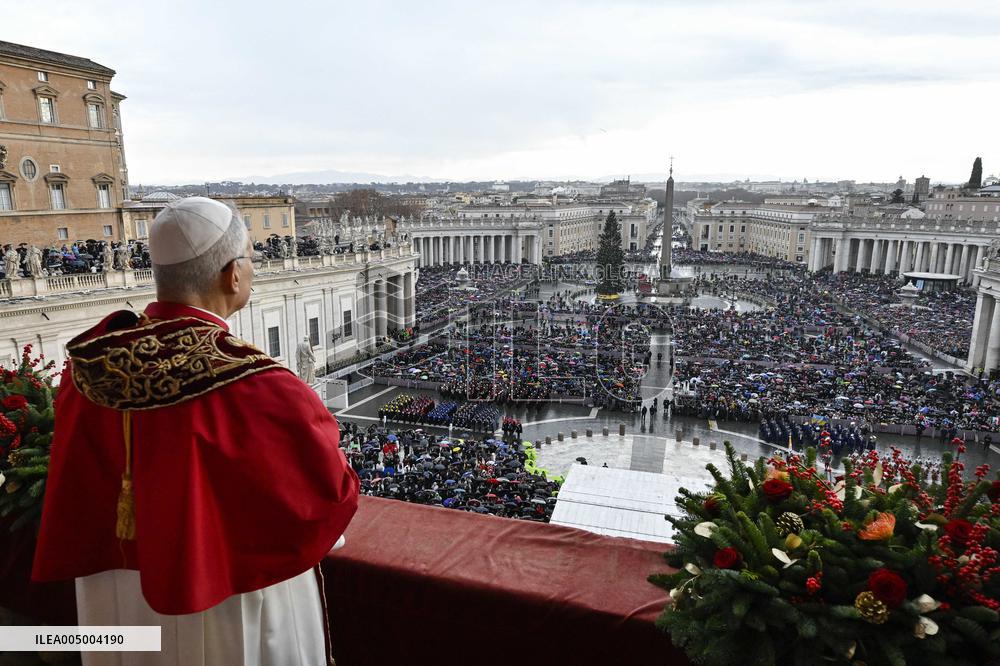 Pope Leo XIV delivers his Christmas Urbi et Orbi blessing message - Vatican