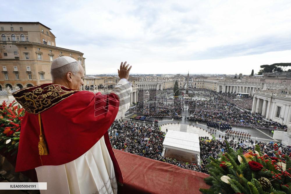 Pope Leo XIV delivers his Christmas Urbi et Orbi blessing message - Vatican