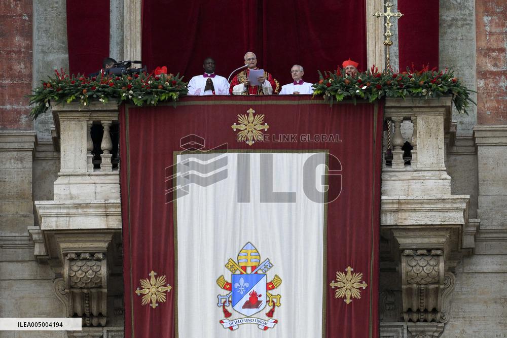 Pope Leo XIV delivers his Christmas Urbi et Orbi blessing message - Vatican