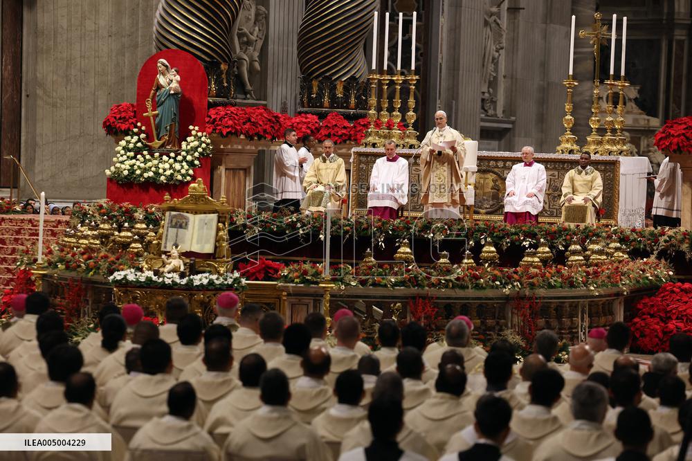 Pope Leo XIV presides over Christmas Mass - Vatican