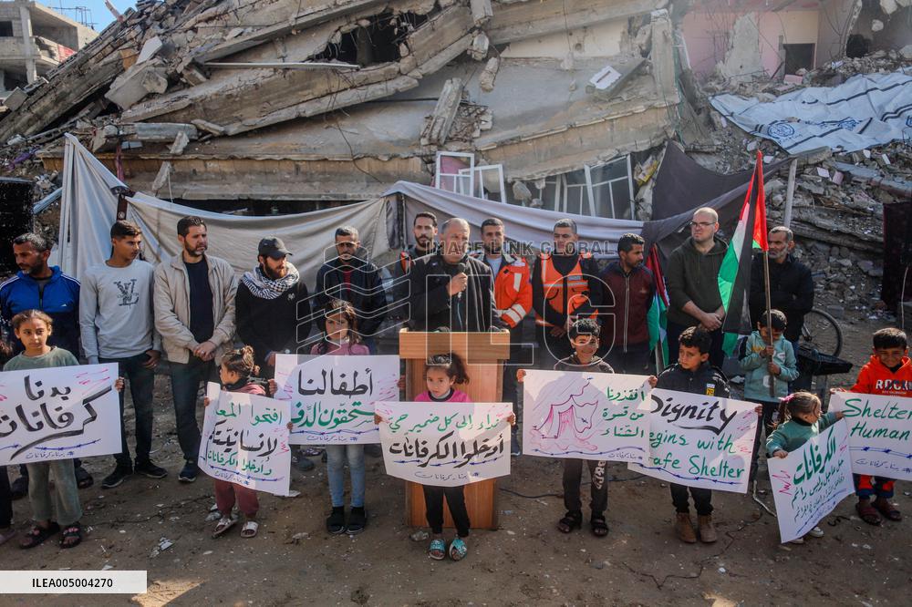 Palestinians Stage Protest over Homes at Risk of Collapse - Gaza City