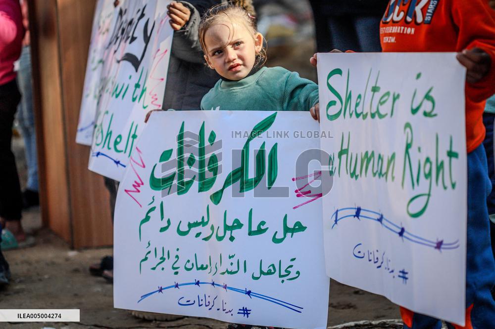 Palestinians Stage Protest over Homes at Risk of Collapse - Gaza City