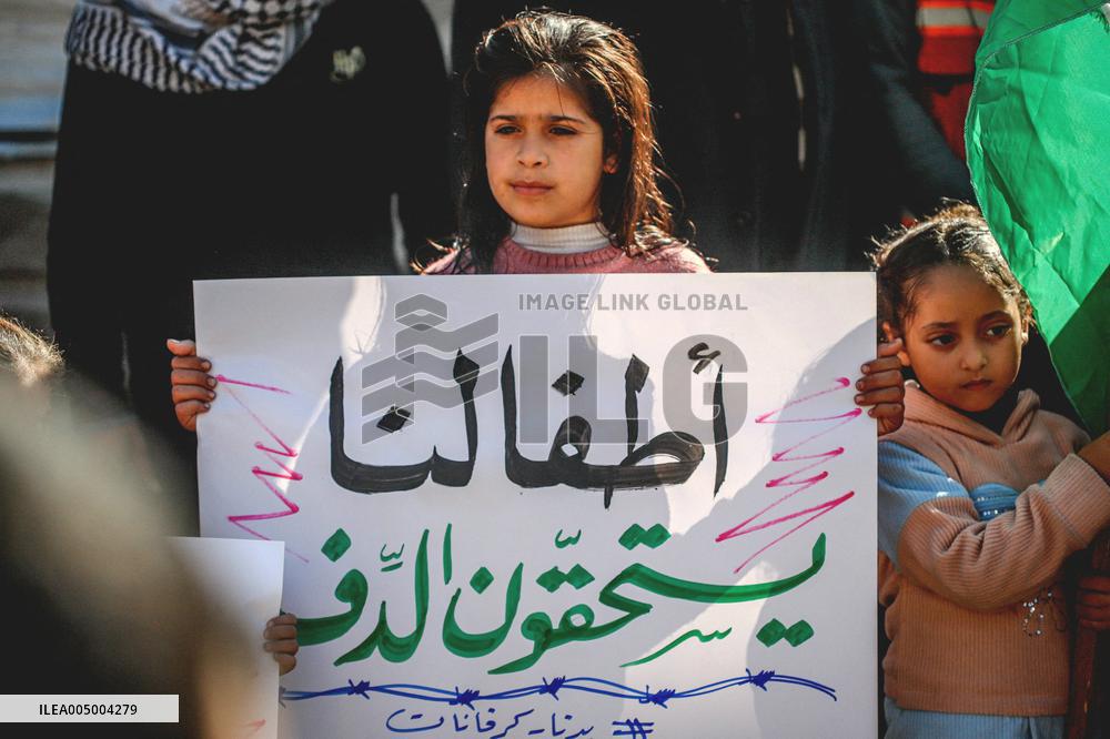 Palestinians Stage Protest over Homes at Risk of Collapse - Gaza City