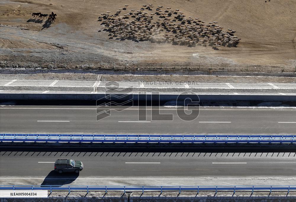 World's Longest Expressway Tunnel - Urumqi