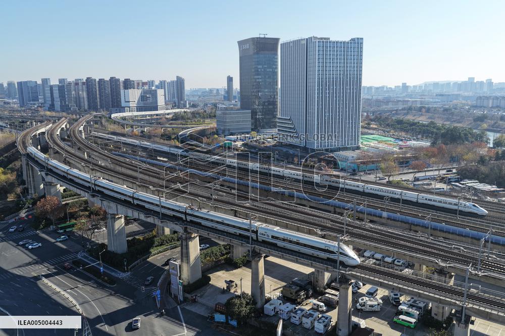 China High-speed Railways Operating Mileage Exceeded 50,000 Kilometers
