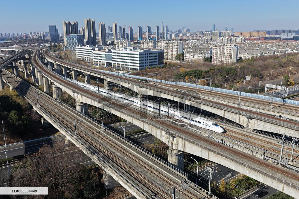China High-speed Railways Operating Mileage Exceeded 50,000 Kilometers