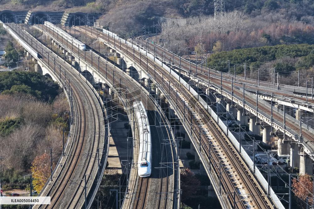 China High-speed Railways Operating Mileage Exceeded 50,000 Kilometers