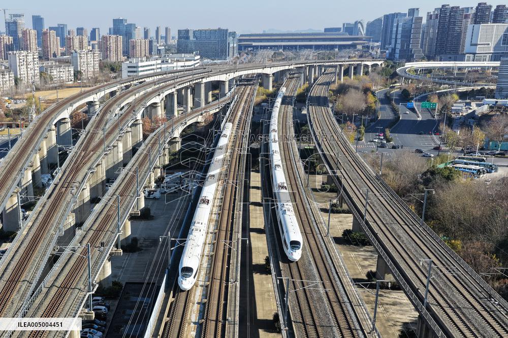 China High-speed Railways Operating Mileage Exceeded 50,000 Kilometers