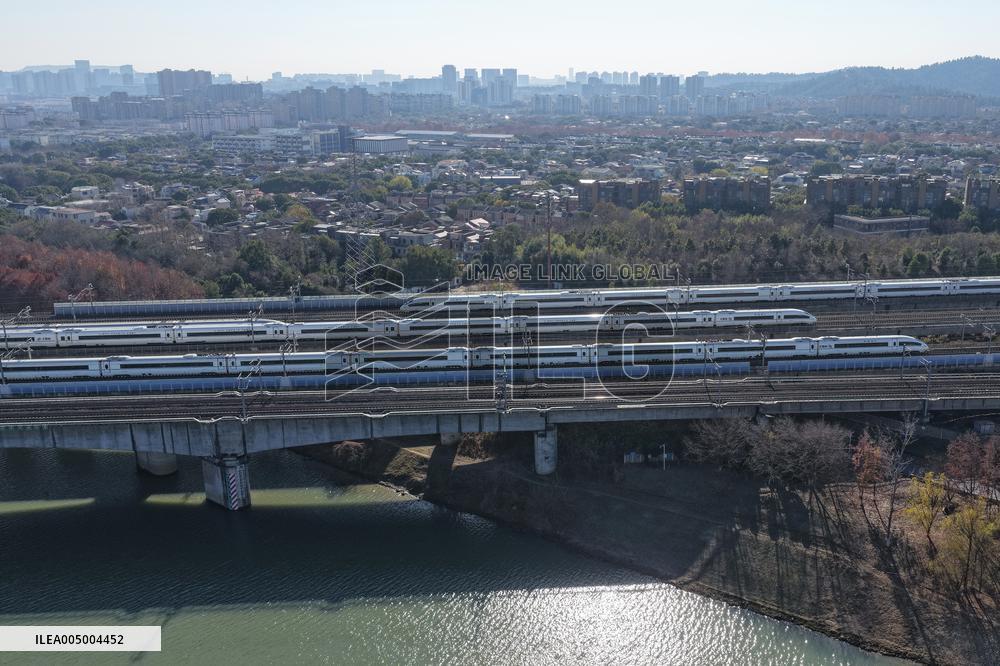 China High-speed Railways Operating Mileage Exceeded 50,000 Kilometers