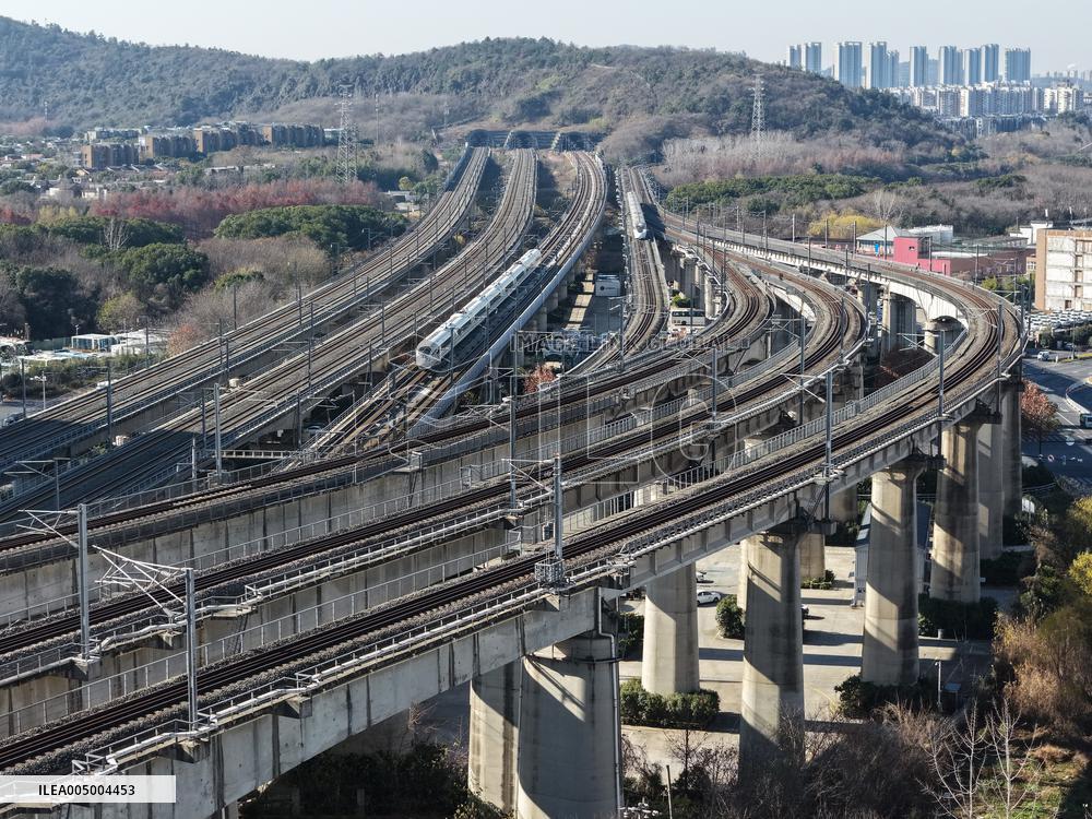 China High-speed Railways Operating Mileage Exceeded 50,000 Kilometers