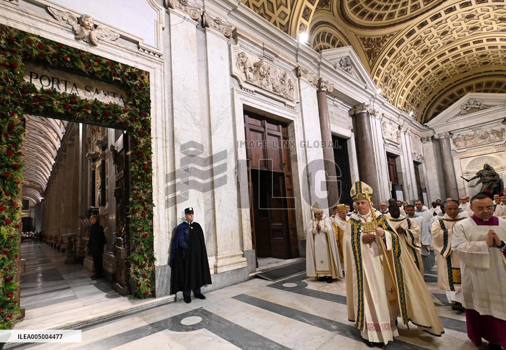 Closing of The Holy Door Of Santa Maria Maggiore Basilica - Rome
