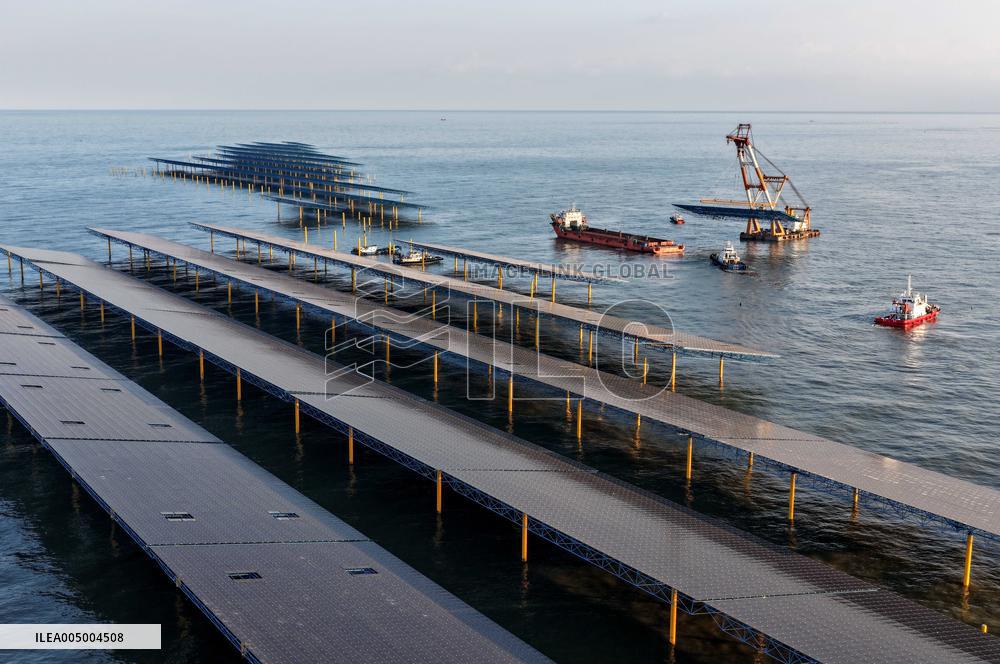 Offshore Photovoltaic Power Station in Waters - China