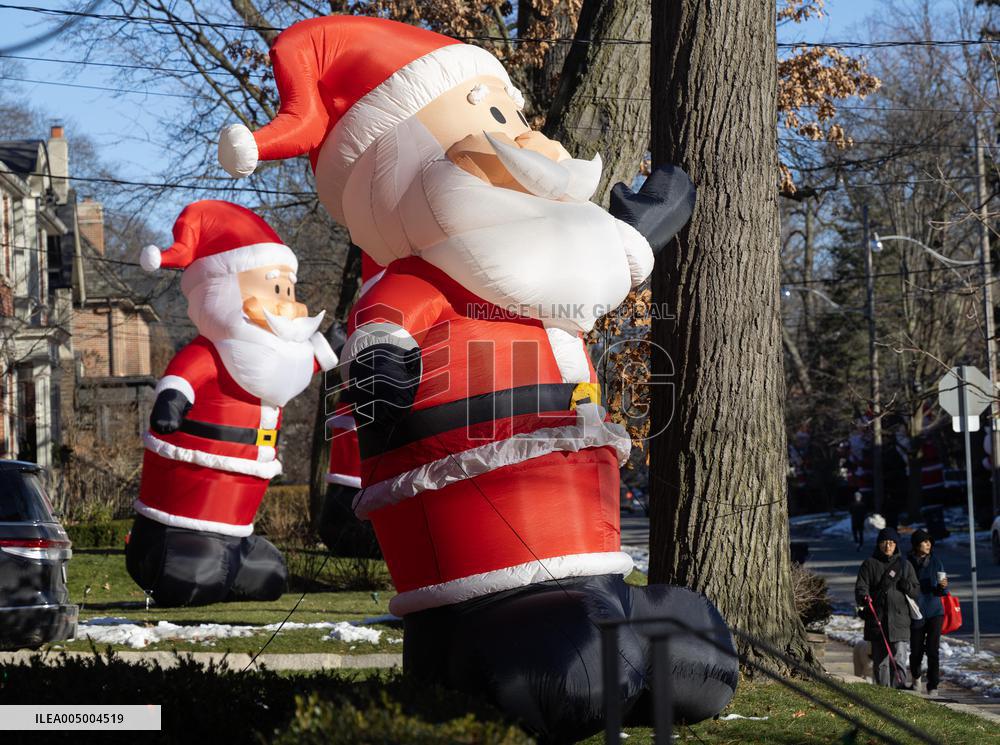 Christmas Decoration - Toronto