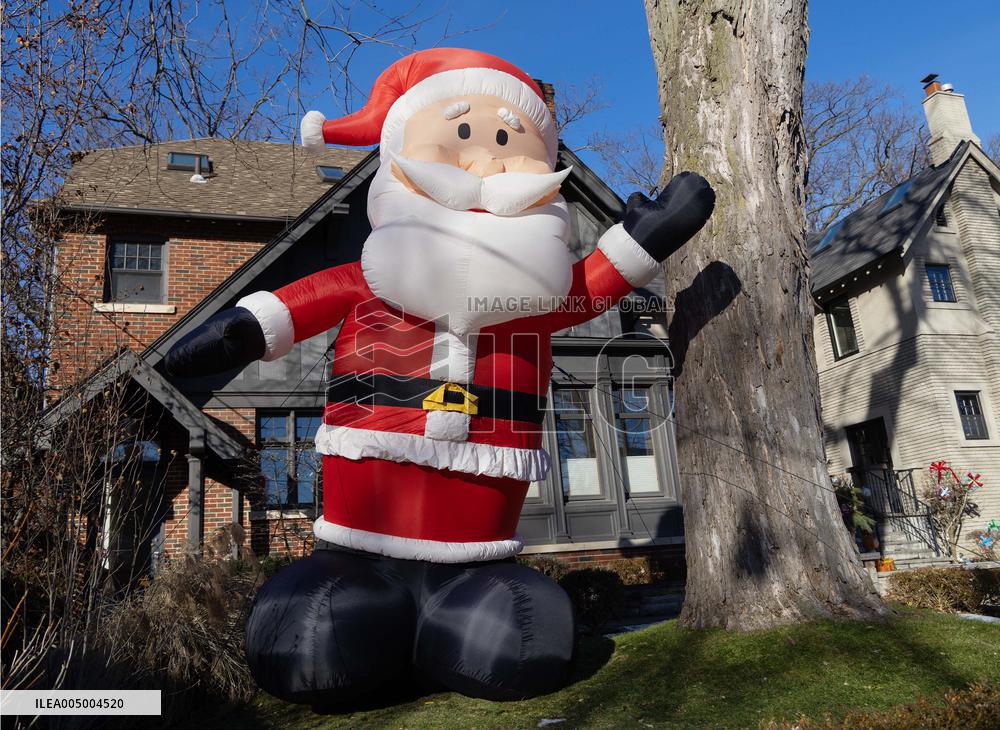 Christmas Decoration - Toronto