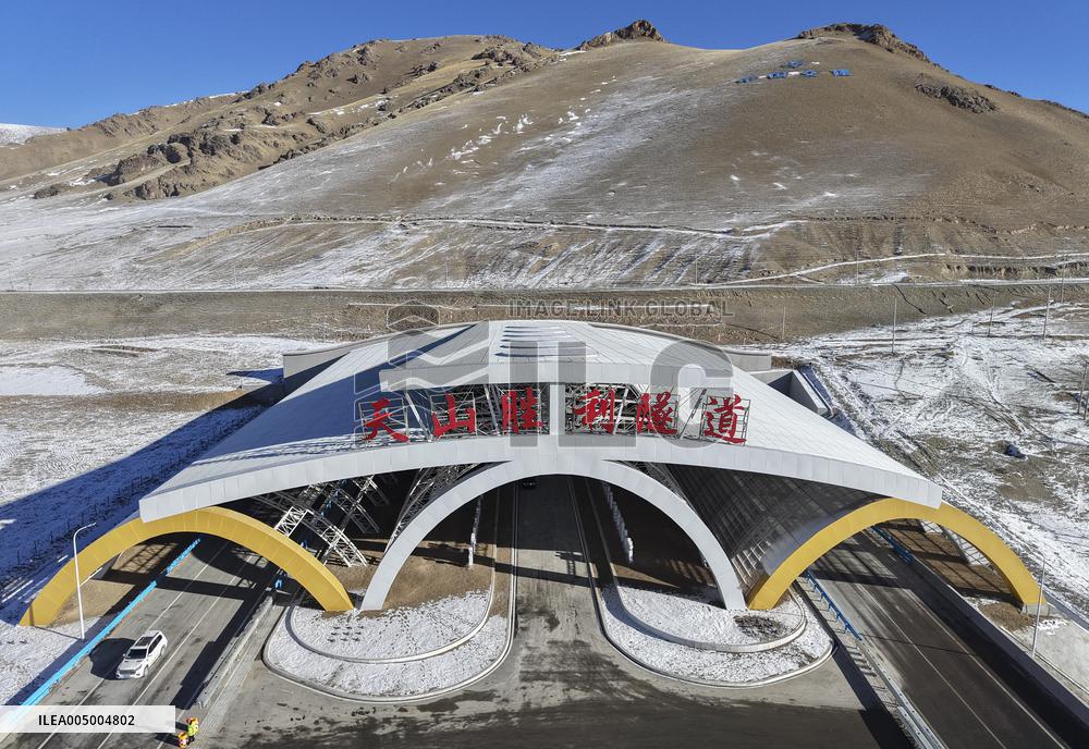 New Expressway Tunnel Opens To Traffic In Xinjiang - China