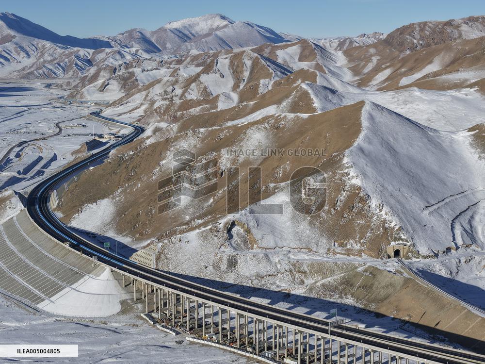 New Expressway Tunnel Opens To Traffic In Xinjiang - China