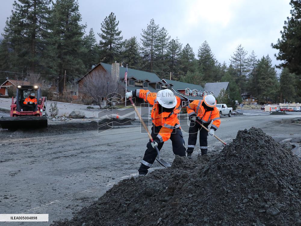 Heavy Rain Storms in California Leave Three Dead
