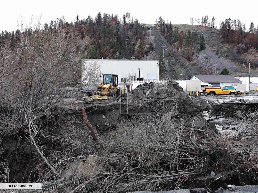 Heavy Rain Storms in California Leave Three Dead