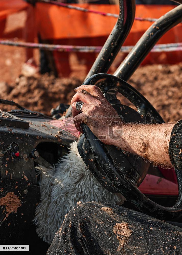 Off-Road Beasts Show Power In Erbil - Iraq