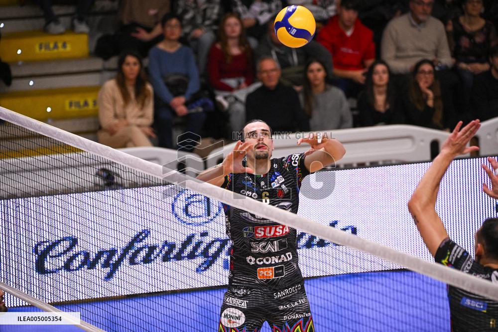 VOLLEY - Superlega Serie A - Cisterna Volley vs Sir Susa Vim Perugia 0-3 (14-25, 20-25, 20-25)