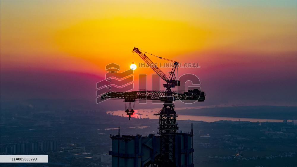 Zhangjinggao Yangtze River Bridge Construction