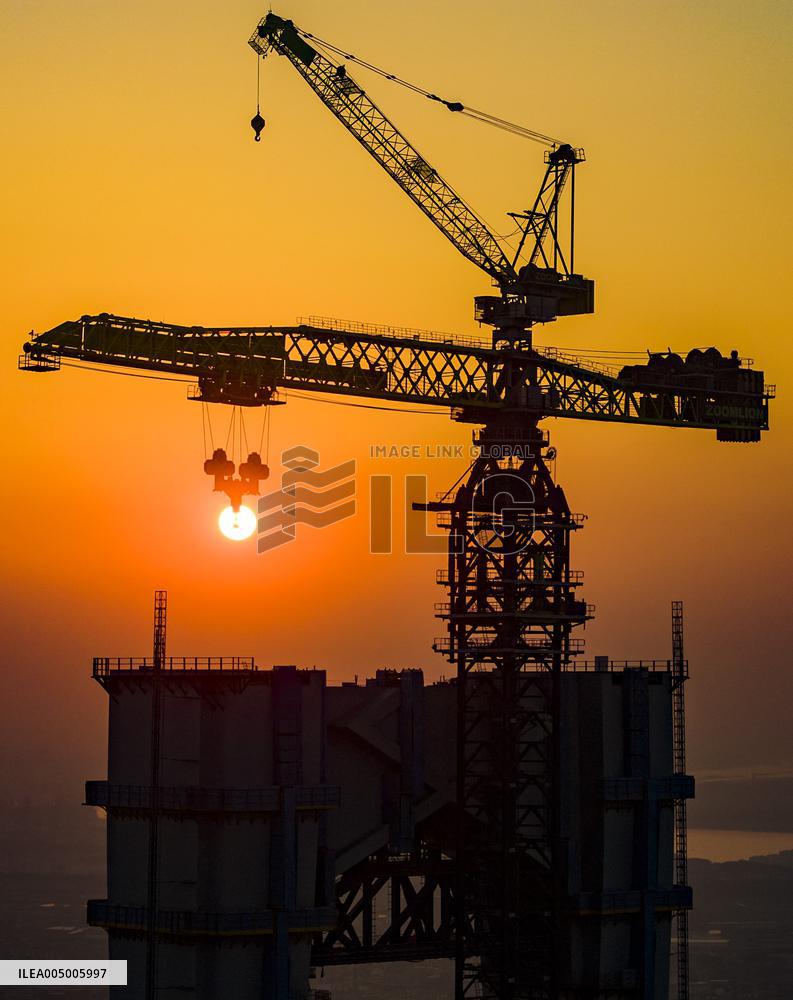 Zhangjinggao Yangtze River Bridge Construction
