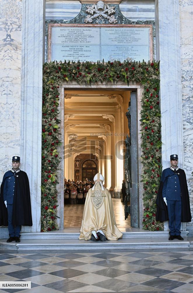 Closing Of The Holy Door of San Giovanni in Laterano Basilica - Rome