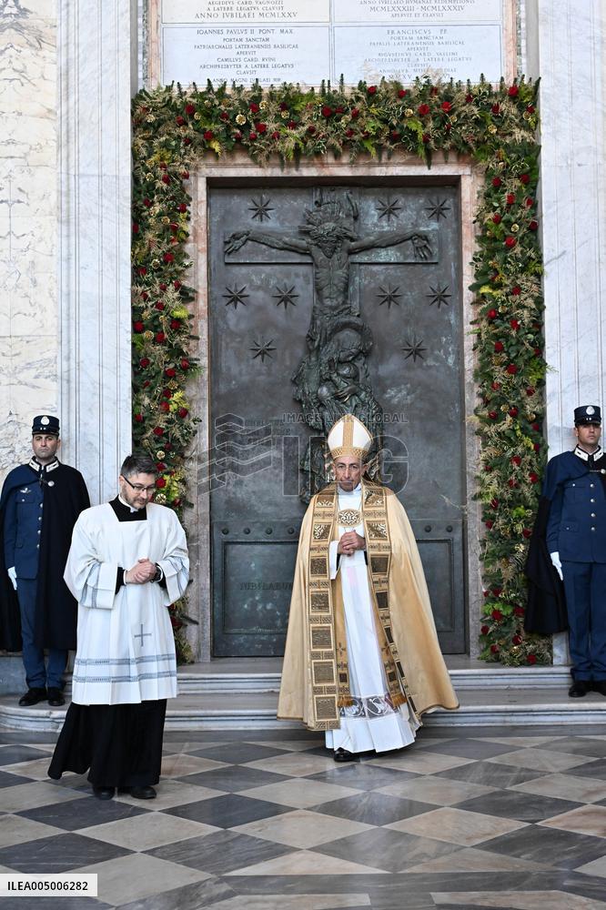 Closing Of The Holy Door of San Giovanni in Laterano Basilica - Rome