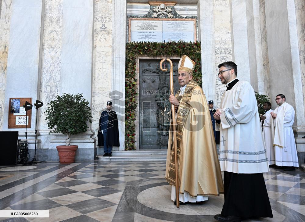 Closing Of The Holy Door of San Giovanni in Laterano Basilica - Rome