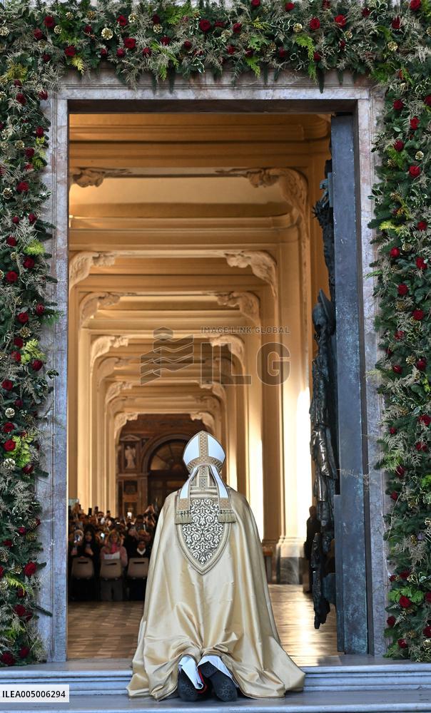 Closing Of The Holy Door of San Giovanni in Laterano Basilica - Rome