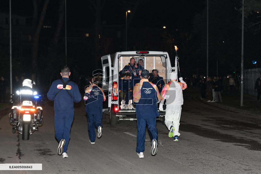 GIOCHI OLIMPICI - Olimpiadi Invernali Milano-Cortina 2026 - Olympic Torch relay